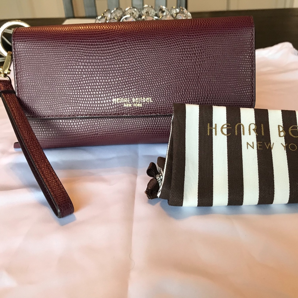 Henri Bendel UPTOWN OUT & ABOUT ORGANIZER WALLET